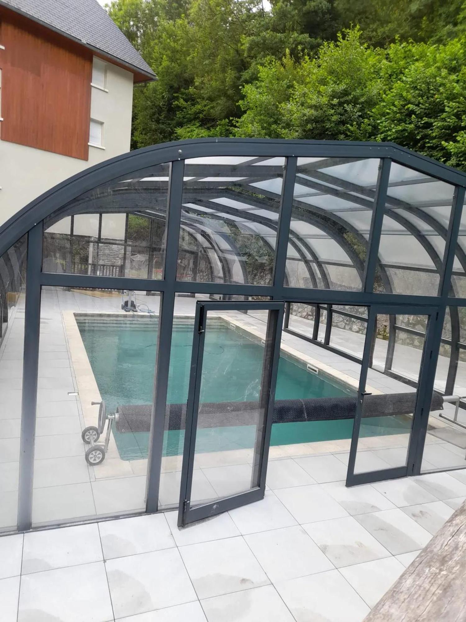 Appartement Avec Vue Sur La Montagne A Saint Lary Soulan 28 M² Piscine Exterior photo